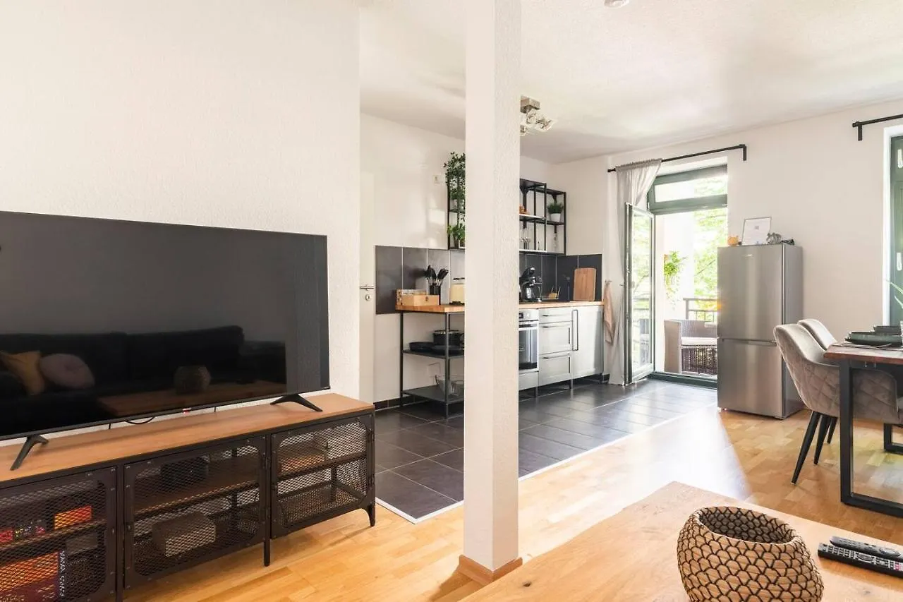 2-Raumwohnung mit gemütlichem Balkon in Zentrumslage Leipzig 0*,  Deutschland