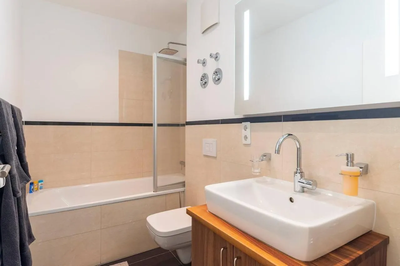 Apartment 2-Raumwohnung mit gemütlichem Balkon in Zentrumslage Leipzig Deutschland